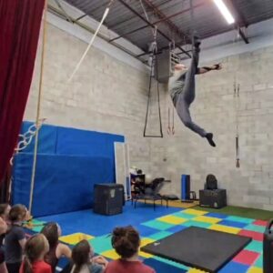 aerial straps circus arts acrobatics gymnastics calisthenics