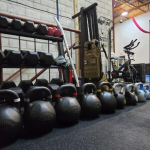 kettlebells strength training power lifting turkish get up